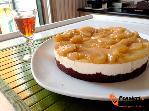 Cheese cake fredda pere e cannella