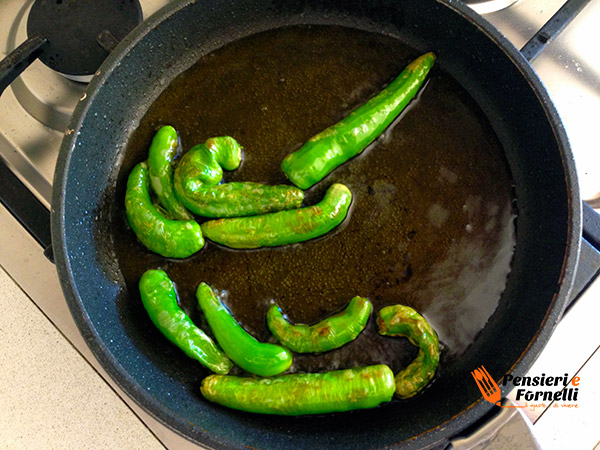 Fettucce limone e peperoncini verdi