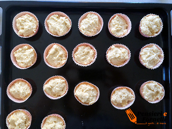 Muffin salati parmigiano e rosmarino