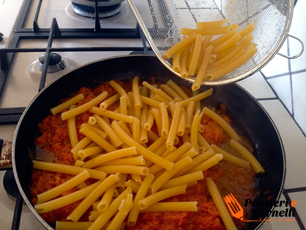 Ziti zucca e ricotta grattugiata