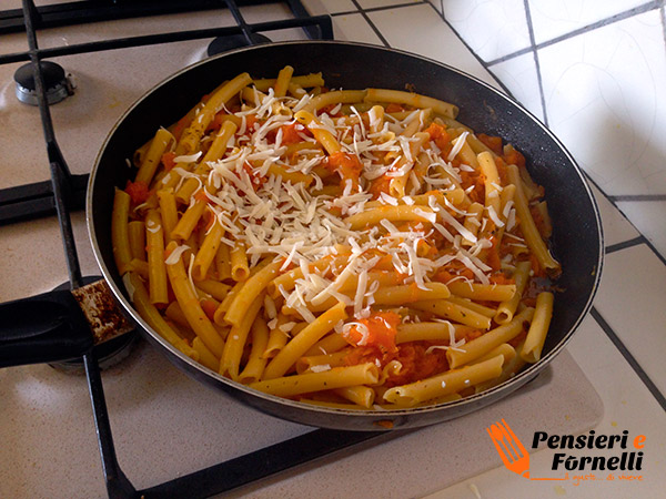 Ziti zucca e ricotta grattugiata