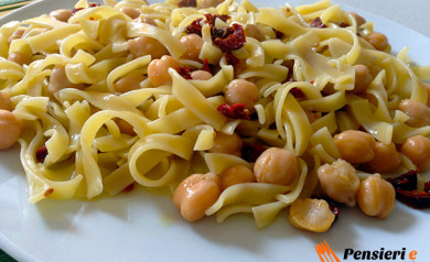 pasta aglio olio e ceci