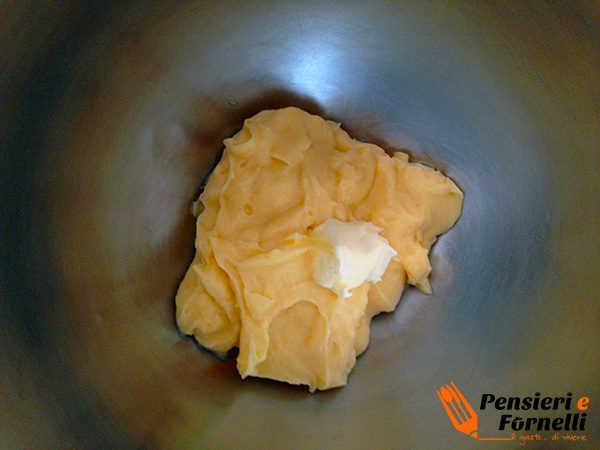 Tartellette con crema mousseline
