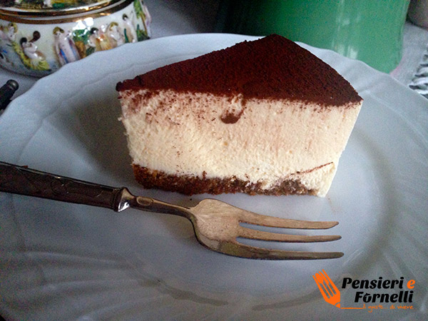 Sezione della torta tiramisu