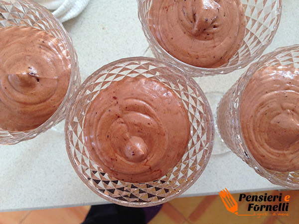 Coppa cocco e cioccolato - mousse al cioccolato fondente