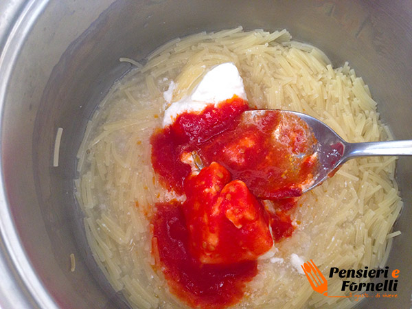 Pasta pomodoro e ricotta per bambini