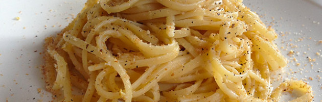 Bavette aglio olio e pane profumato