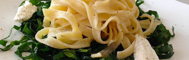 Lasagnette con ricotta e cruditè di spinaci