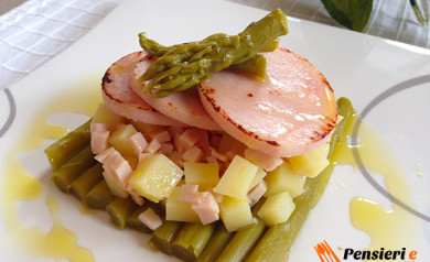 Asparagi con tacchino e patate