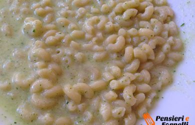 Maccheroncini con crema di zucchine - Ricetta per bambini