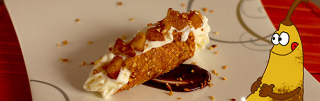 Cannolo croccante con gelato allo yogurt