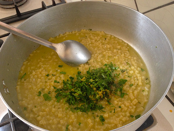 Zuppetta di coccio in bianco