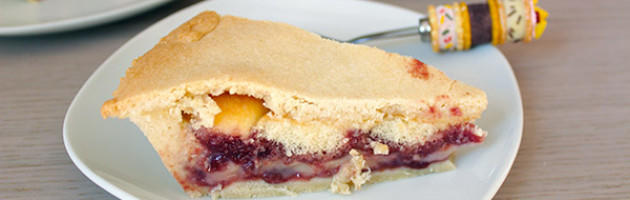 Crostata di amarena e crema