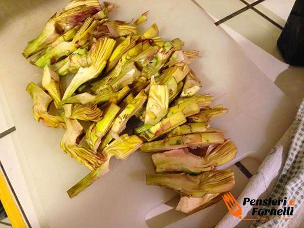 Spigola con patate e carciofi fritti