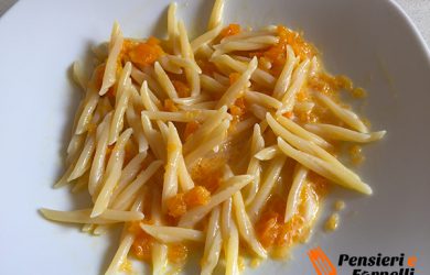 Trofie con zucca e crema di parmigiano per bambini