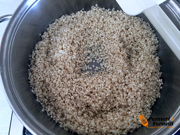 tostare il riso per cacio e pepe