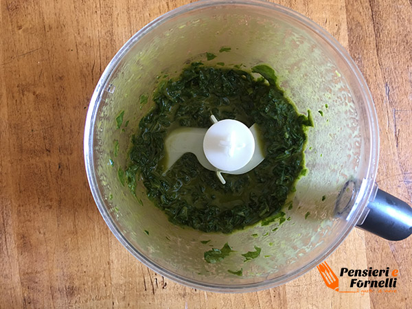 Come fare il pesto di basilico