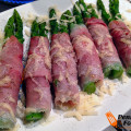 Asparagi bardati allo speck